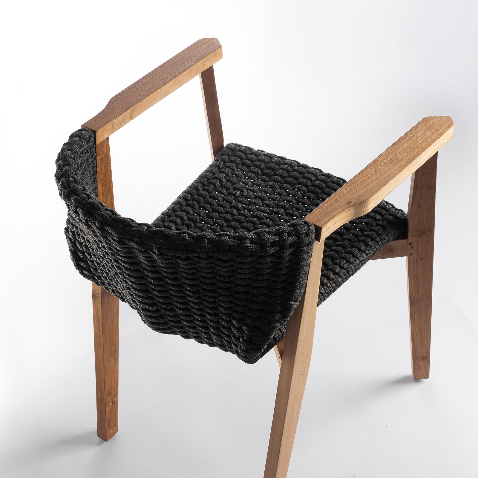 NEO ARM CHAIR Thumbnail